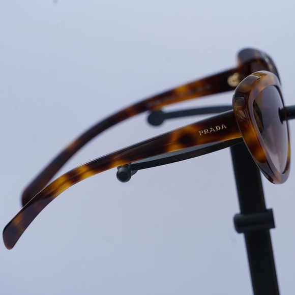 BRAND NEW DESIGNER PRADA SUNGLASSES ON SALE NOW main image 3